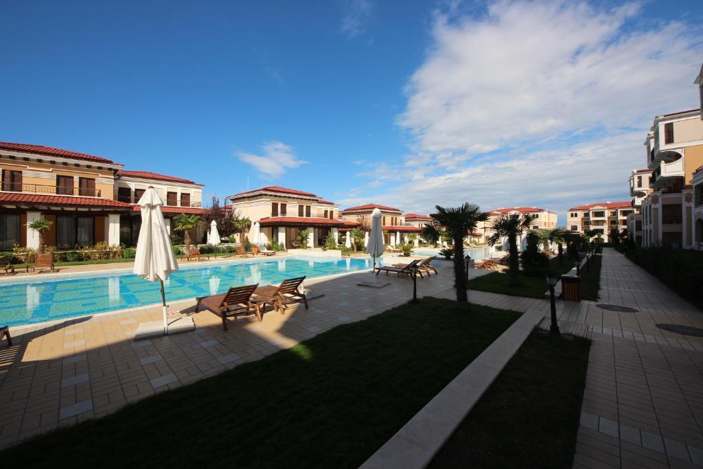 Menada Kavaci Apartment *